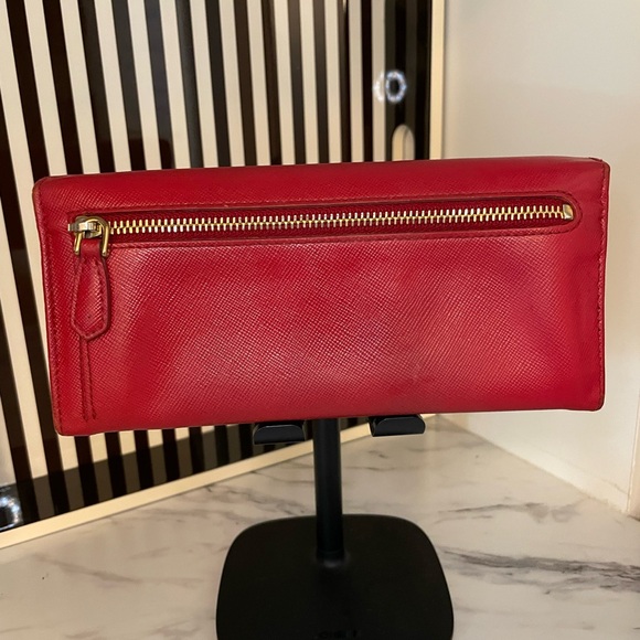 Prada Red Bow Wallet Saffiano Leather - Picture 3 of 17